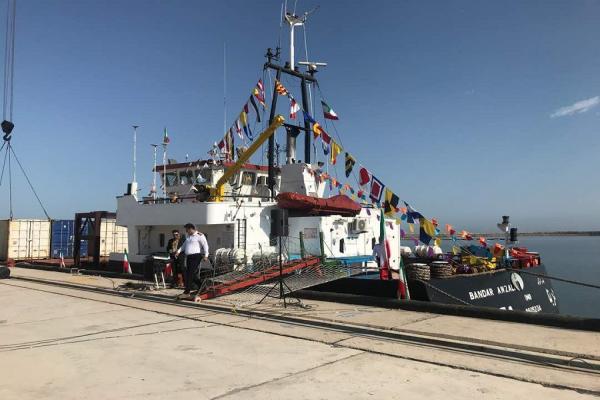 بزرگترین آکواریوم ایران در بندر انزلی + تصاویر