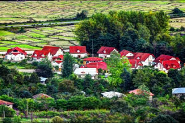 دهکده توریستی شاندرمن در قلب جنگلهای شمال کشور+تصاویر